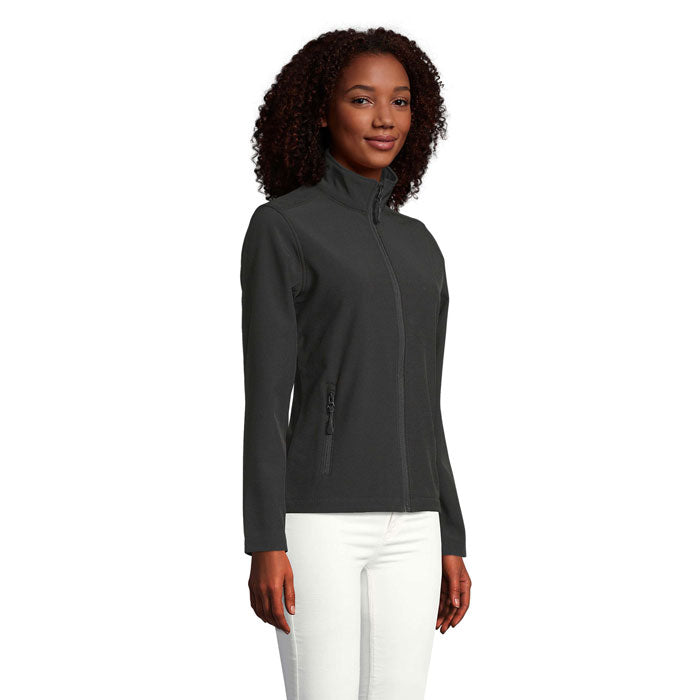 S01194 - RACE WOMEN