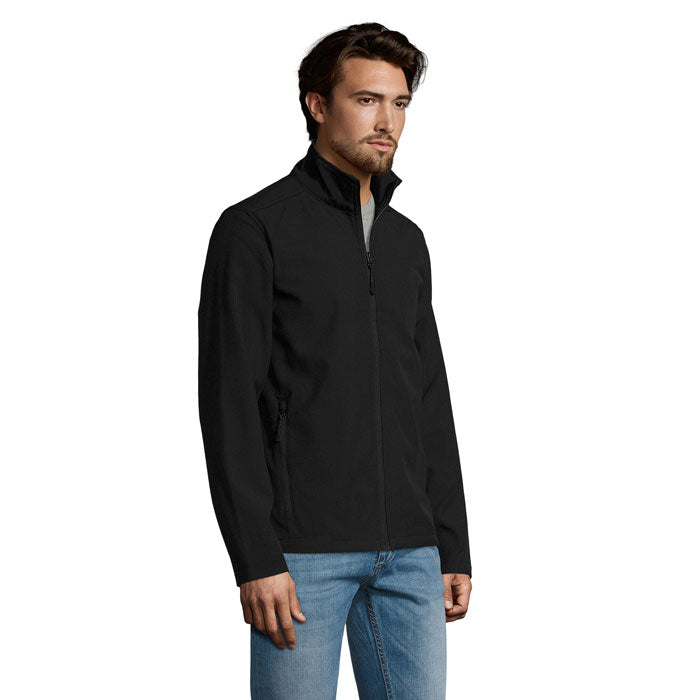 S01195 - RACE MEN