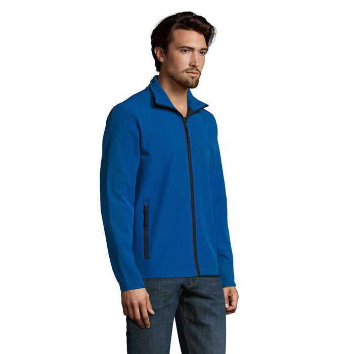 S01195 - RACE MEN