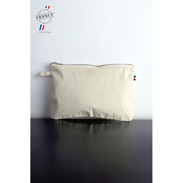 A04335 - MAÉ