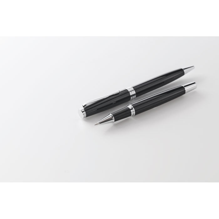 MO2636 - LYON SET