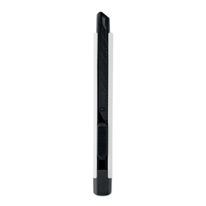 MO2768 - BLADE