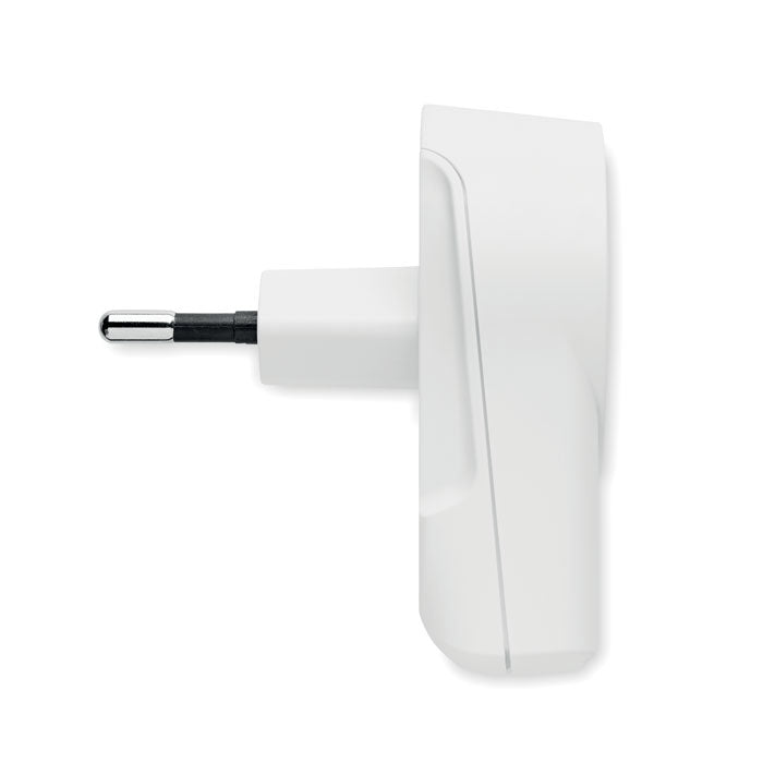 MO6883 - EURO USB CHARGER A/C