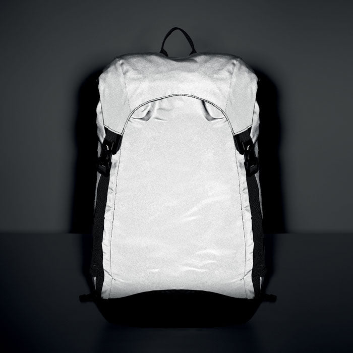 MO6995 - EIGER