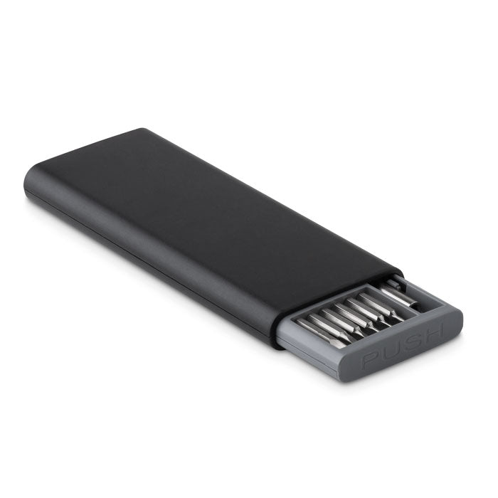 MO9568 - TOOLBOX