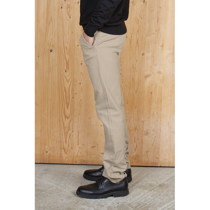 N03178 - GUSTAVE MEN