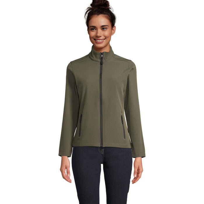 S01194 - RACE WOMEN