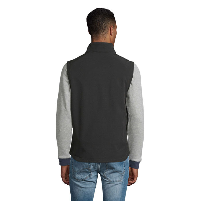 S02887 - RACE BW MEN