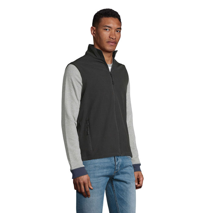 S02887 - RACE BW MEN
