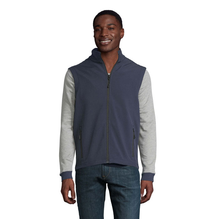 S02887 - RACE BW MEN